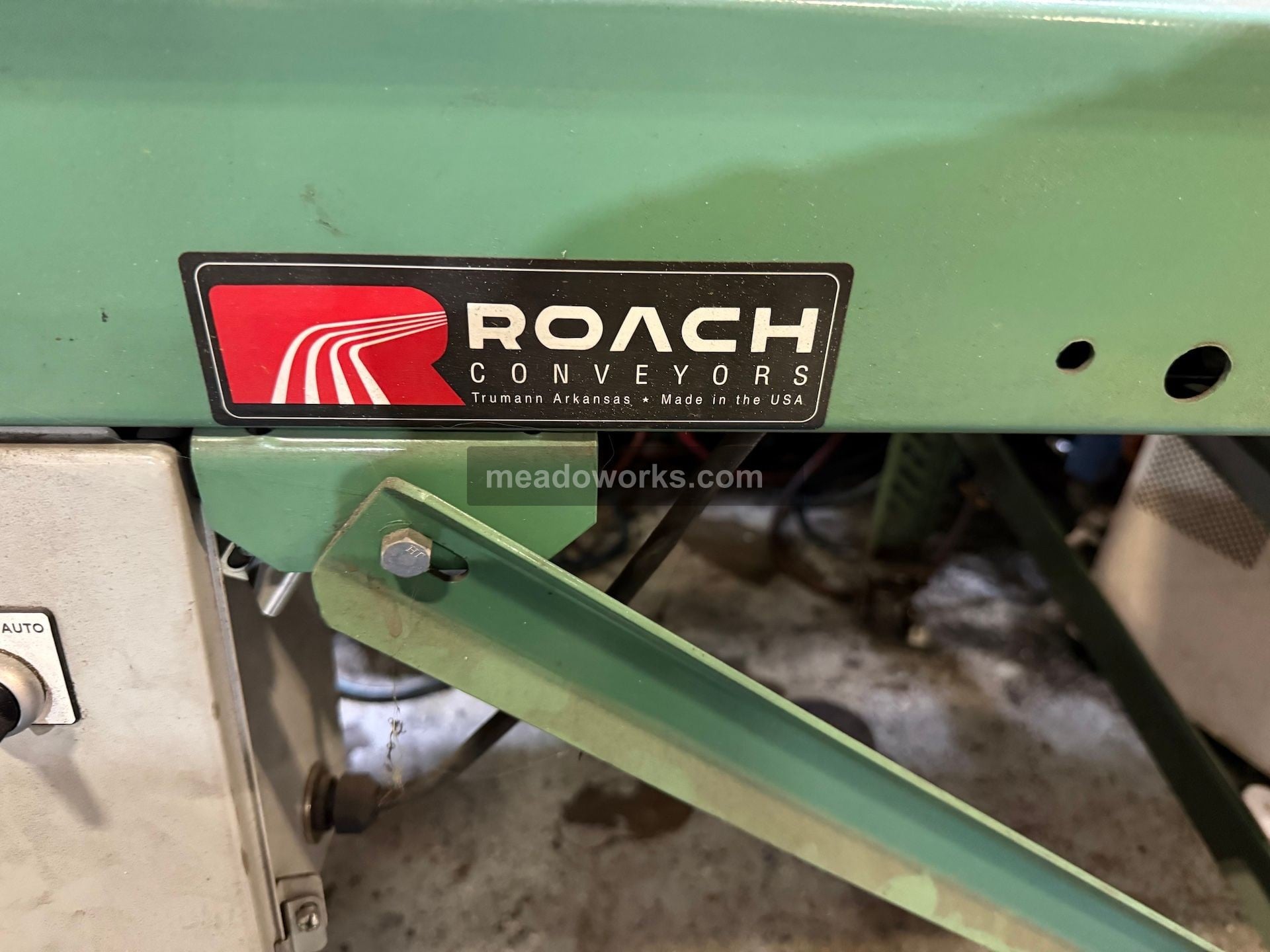 Roach, Electric Conveyor - Image 3