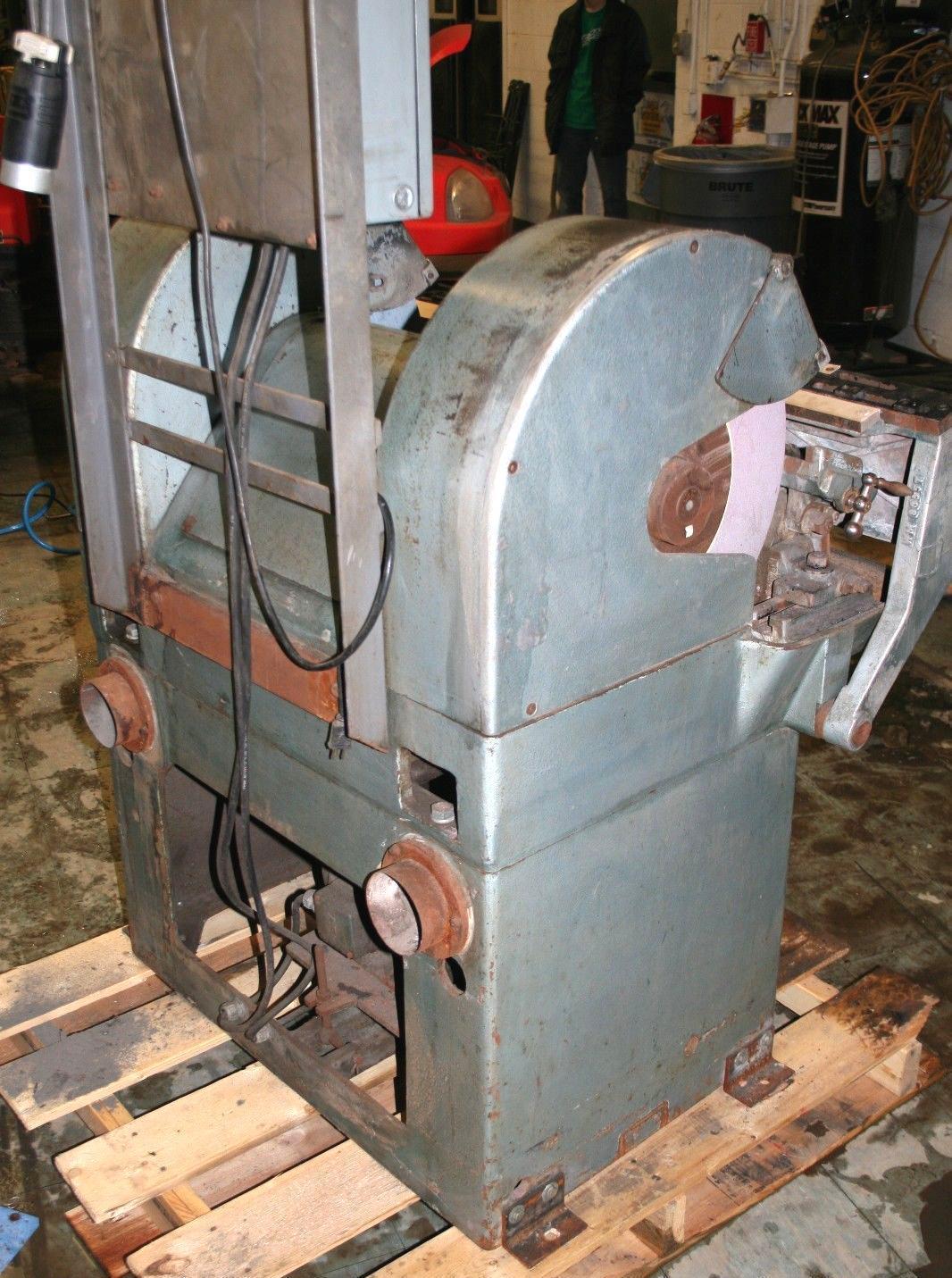 Wafios #MSD-500, Nail Cutter Grinding Machine, 18" max. grinding diameter, (1) coarse, (1) fine & (3) medium - Image 8