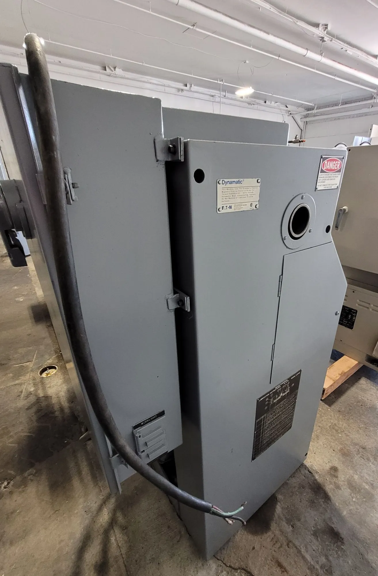15.5" x 54" LeBlond Makino Regal #12C, toolroom lathe, 2.375" bore, 45-1800 RPM, 7.5 HP, D1-6 (2 available) - Image 4