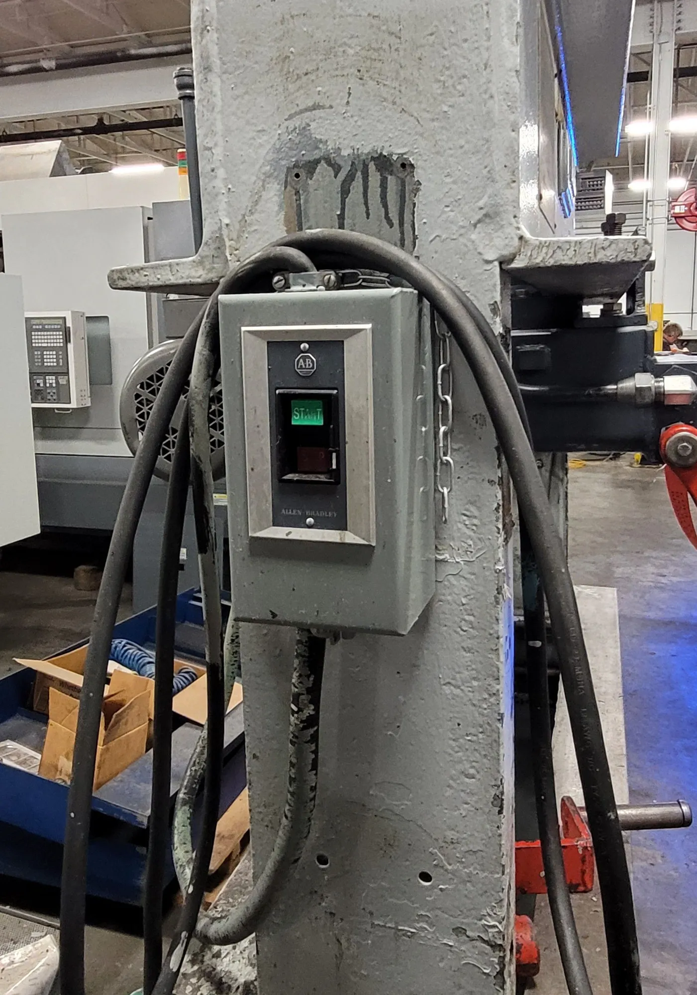 75 Ton, Dake #5-075, Elec-Draulic H-frame press, 10" ram travel, 44" between uprights, 2 HP (2 available) - Image 8