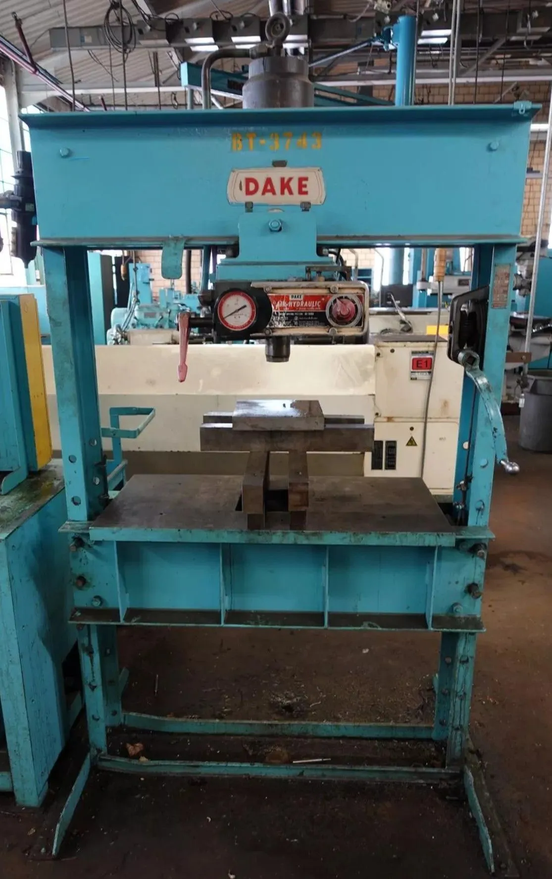75 Ton, Dake #6-275, air hydraulic H-frame press, 10" stroke, 44" between uprights, 36" daylight - Image 1