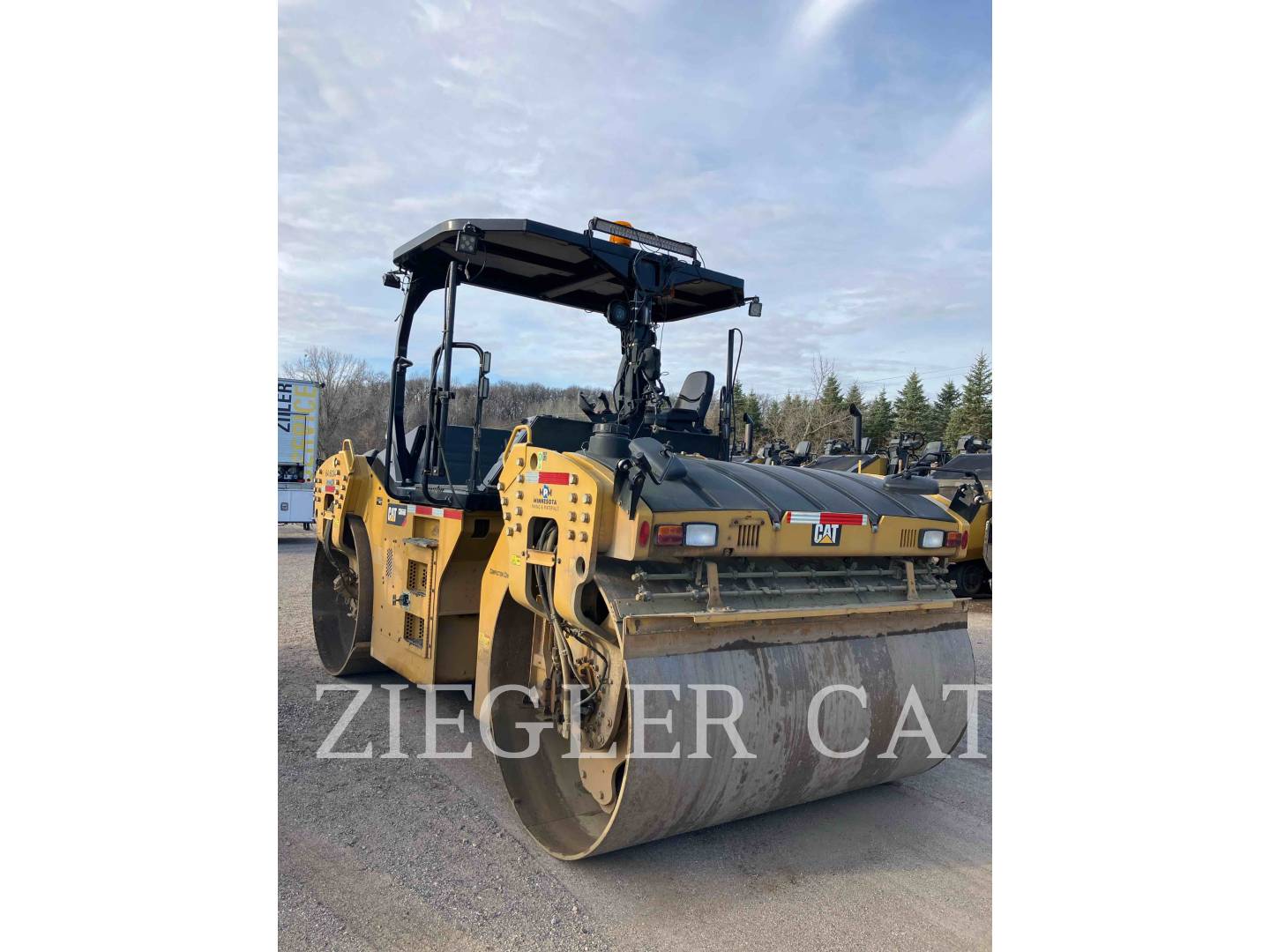 Caterpillar CB66B, Compactor, 6523 hours, S/N: B6600152, 2016 - Image 4