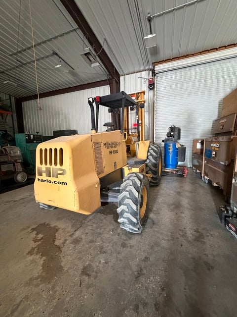 6500 lb. Harlo #HR6500, 4WD forklift, 15'lift height - Image 3