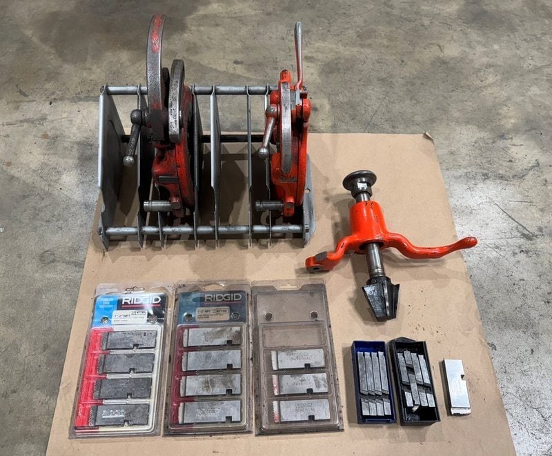 1/8" -2" Ridgid #535, reamers, manual chuck, foot pedal, LH threads with modification - Image 9