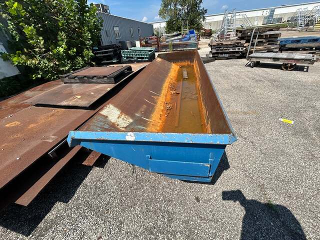 Dump Hopper w/ Fork Pockets, 129" L x 41" width x 33" H outside dimension - Image 9