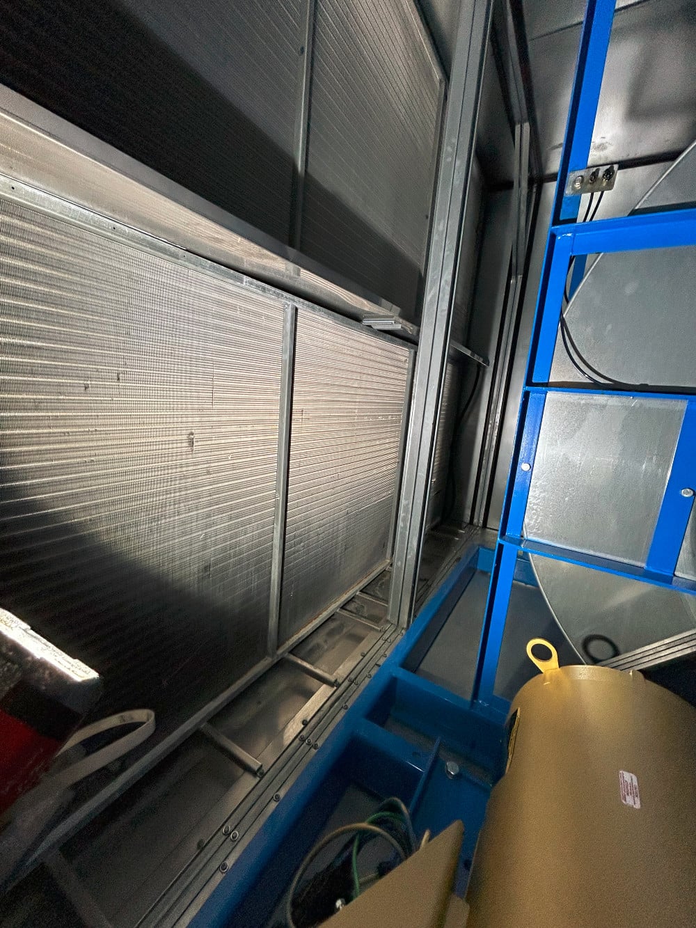 Carrier/Comefri Commercial Chilled Water Air Handling Unit - 60 HP, ~25,000-40,000 CFM Class, 3x - Image 7