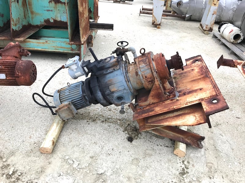 Hitachi, Hastelloy C polymerizer screw reactor, 142 FV psi @ 752&deg;F, Carbon Steel jacket, 5.5 KW drive, 480 - Image 2