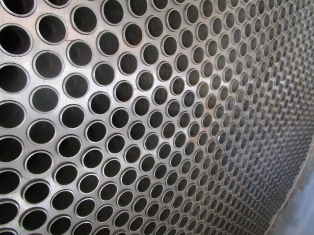 2520 sq.ft., 25 psi shell, 10, Praj Industries, 239°F shell, 212°F tube, 1" tube diameter, 9'10" tube - Image 5
