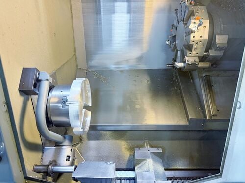 Haas #ST-30, cnc lathe, 21" dia x 26" L max, 10" chuck, 3" bar, 30 HP, 3400 RPM, 12 turret, rigid tap - Image 3