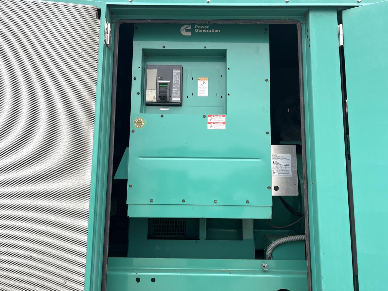 500 KW Cummins #DFEK-4505105, diesel generator set, 277/480 Volts, 1/3 phase, 755 HP @ 1800 RPM, sound - Image 9