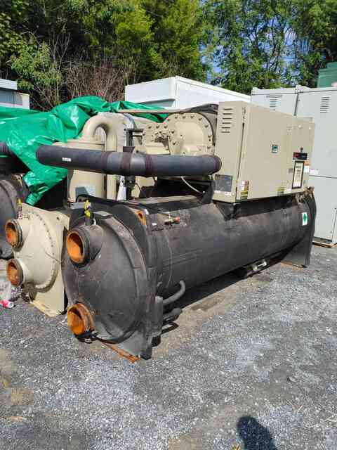 250 Ton, Trane #RTHC1D2F0, Water Cooled Rotary Screw Chiller, 460 V., 3 Ph. - Image 3