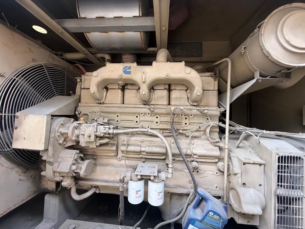 275 KW Cummins #NTA855, diesel generator set, weatherproof enclosure - Image 4