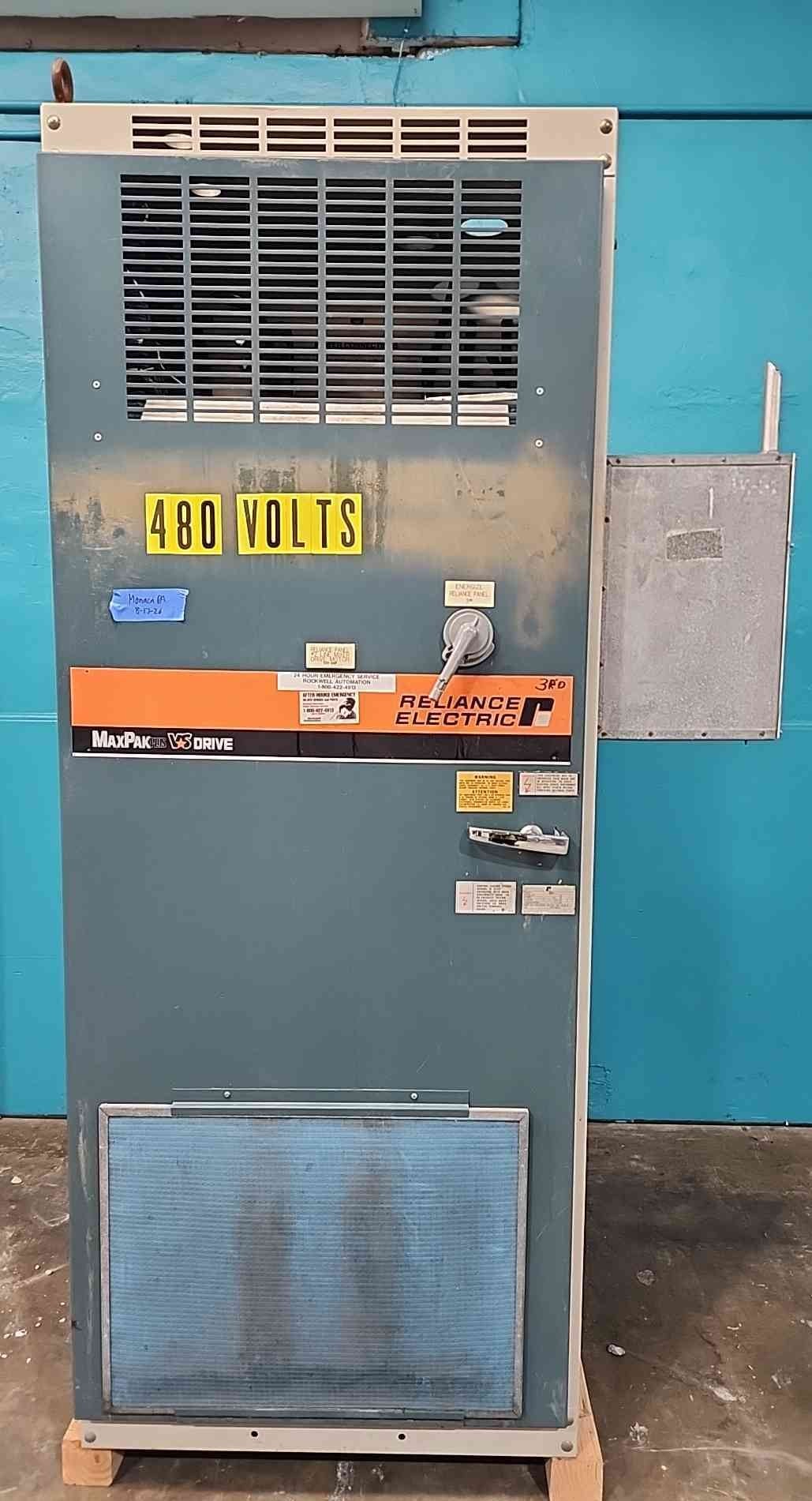 400 HP Reliance Electric MaxPak Plus, #1GA693953, VS Drive Cabinet, 460 Volts AC Input, 500 Volts DC Output - Image 1