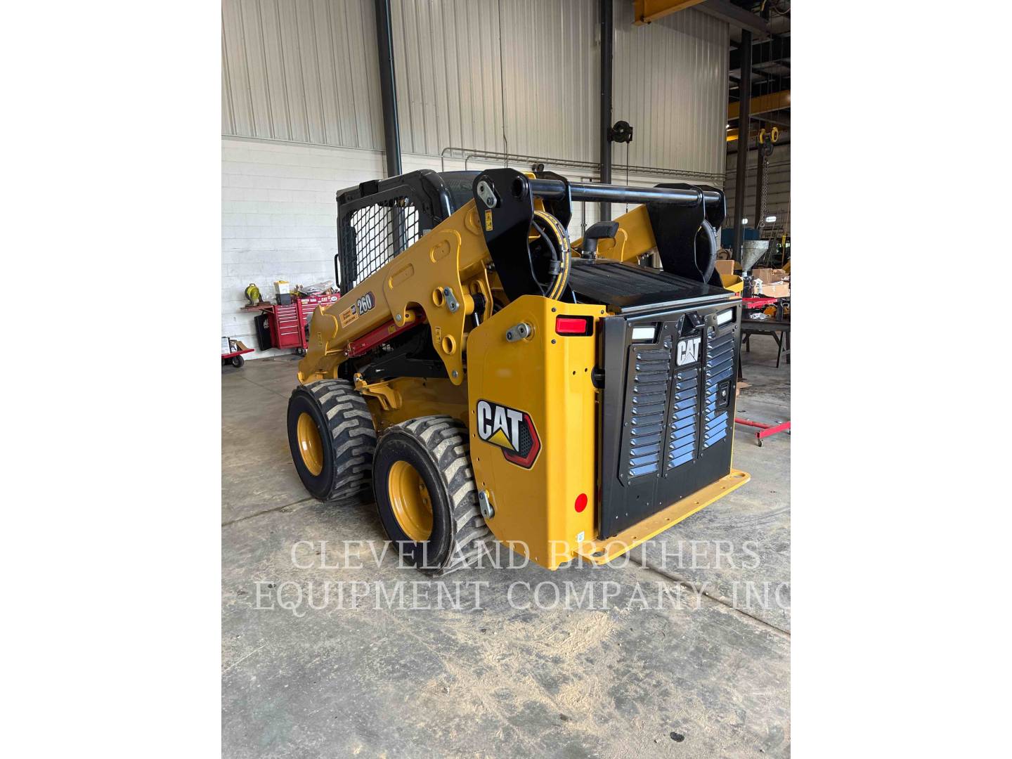 Cat 26005, Skid Steer Loader, 37 hours, S/N: 5L902847, 2026 - Image 4