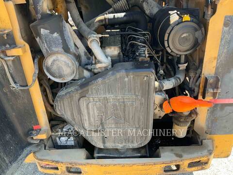 Cat 262B, Skid Steer Loader, 2238 hours, S/N: PDT03992, 2006 - Image 6