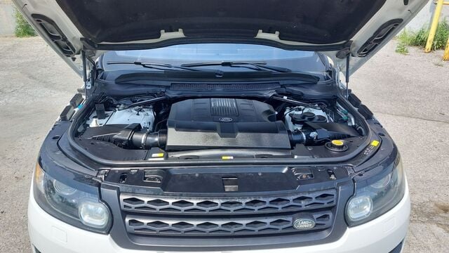 Range Rover #Sport, V8, Supercharged, AWD, 8-speed, automatic transmission, SUV, power seats, windows & - Image 9