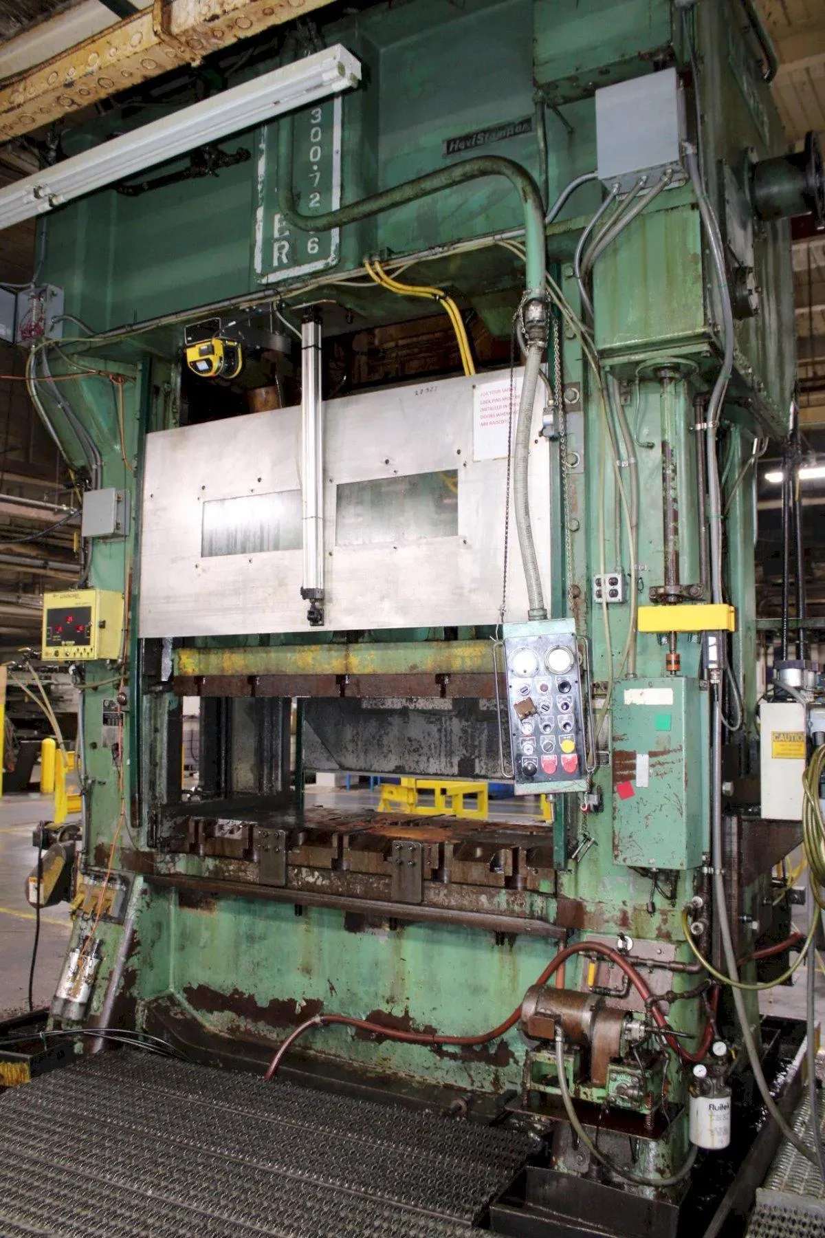 300 Ton, Minster #300-TON-SSDC, Straight Side Double Crank Press, 8" stroke, 36" shut height, 72" x 36" - Image 3