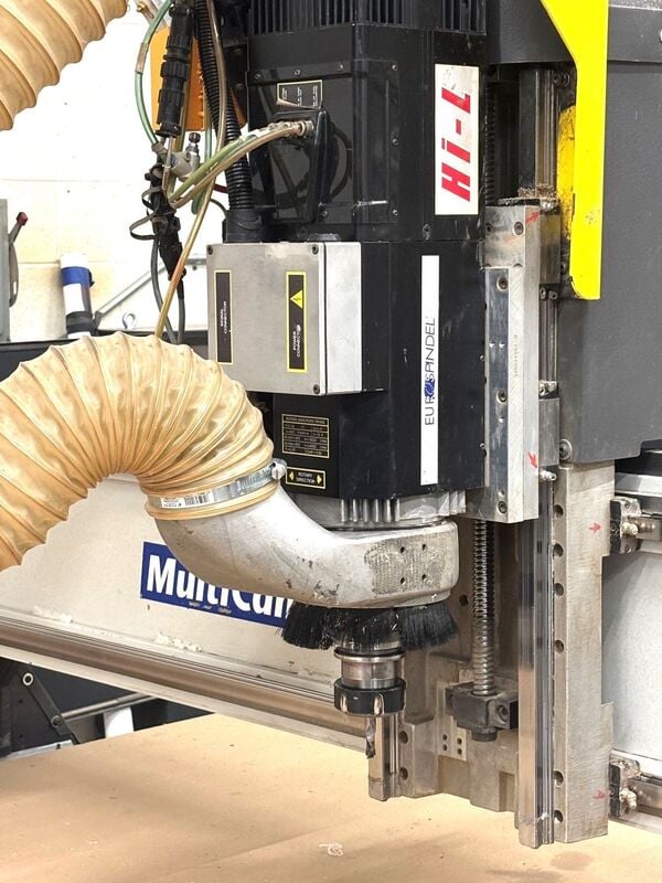 MultiCam #5000-Series, CNC Router, 5' x 20' table, 12-station tool changer, 10 HP, 24,000 RPM, 4-zone vacuum - Image 6