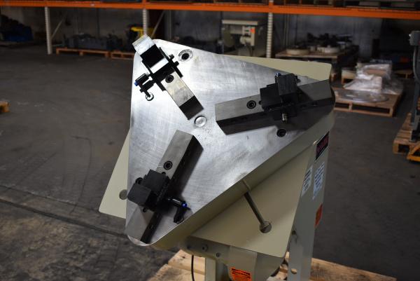 1500 lb. Pandjiris #15-4AB, welding positioner, Model A gripper chuck, variable speed, 24" x24" tbl., hand - Image 4