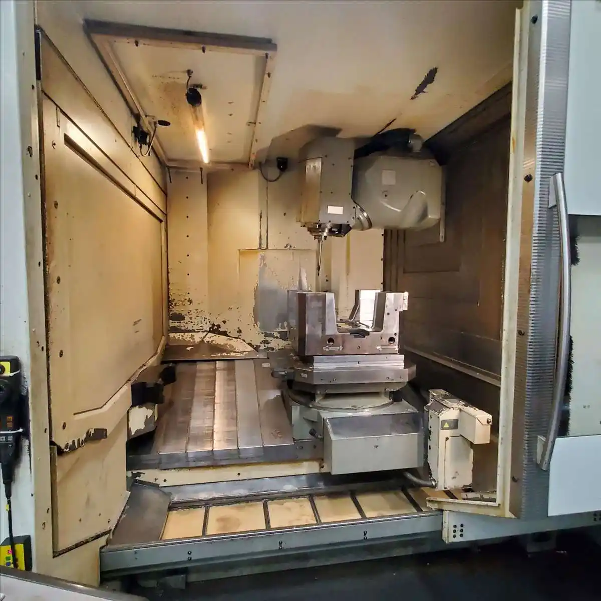 Deckel Maho #DMC-125U, 5-Axis universal machining center, Heidenhain Control, 49.2" X, 34.6" Y, 31.5" X - Image 4