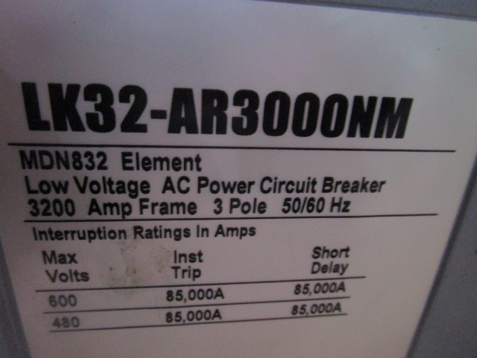 3200 Amps, Eaton #MDR832/MDR8323WEA, magnum ds low voltage ac power, 3-pole, 600 Volts, drawout - Image 3