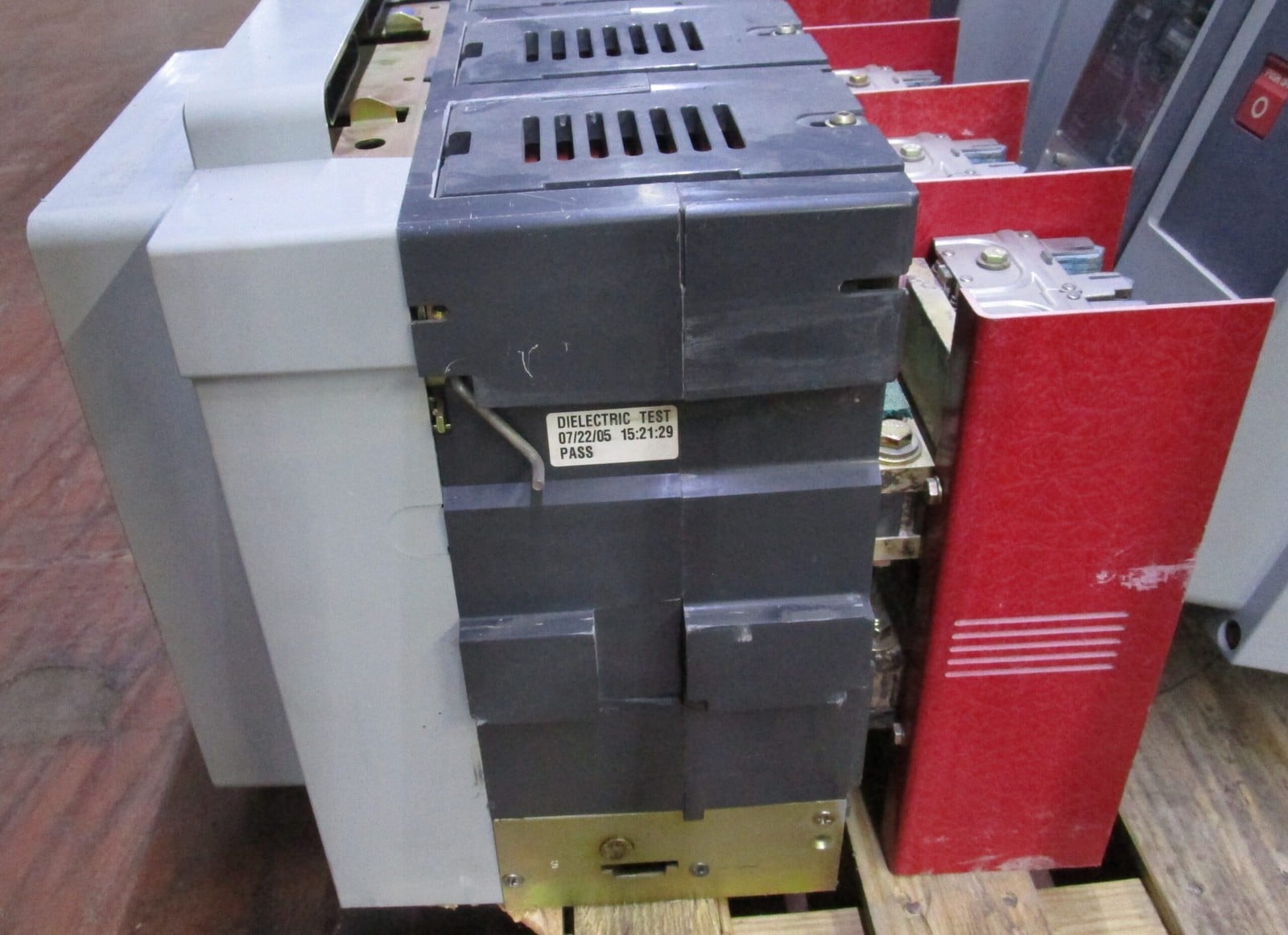 3200 Amps, Eaton #MDR832/MDR8323WEA, magnum ds low voltage ac power, 3-pole, 600 Volts, drawout - Image 5