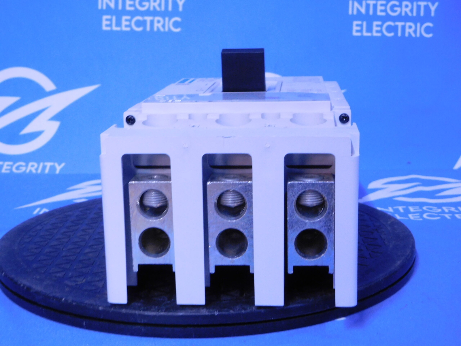 400 Amps, Eaton #PDG33G0400TFAL, Power Defense Molded Case Circuit Breaker, 3-pole, 600 Volts, 35 KA, new - Image 10