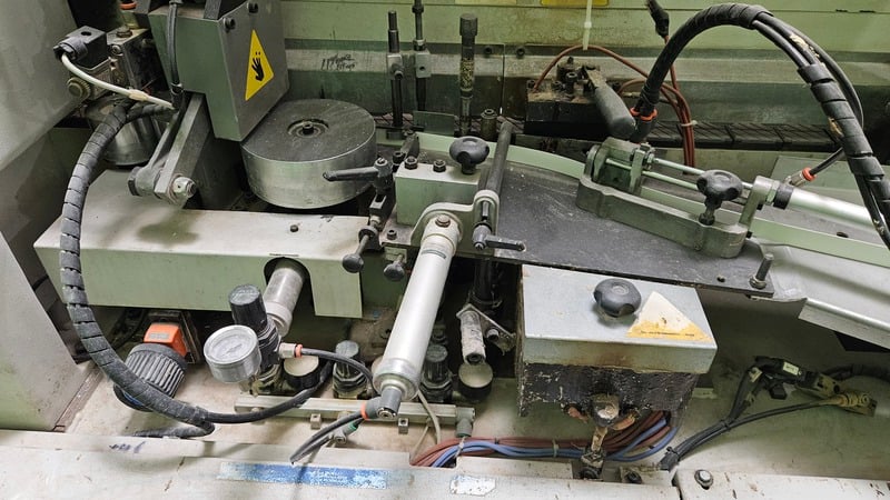 Biesse #Akron-246, Single-Sided Automatic Edgebander w/ Pre-Milling, 0.315" edge thickness, 1.96" panel - Image 6