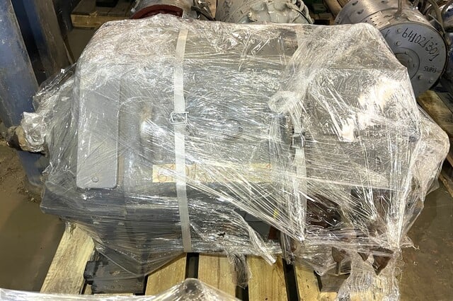 100 HP 485 RPM General Electric, Frame MD614AE, TENV, Shunt, 230 Volts, DC Crane and Mill Motor (2 available) - Image 2