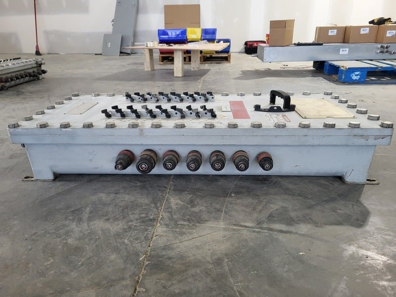 225 Amp. Appleton, XPE32256B.T147, Panelboard, 347/600 Volt, 30 circuits, 4 wire, 200 amp type KD main - Image 4