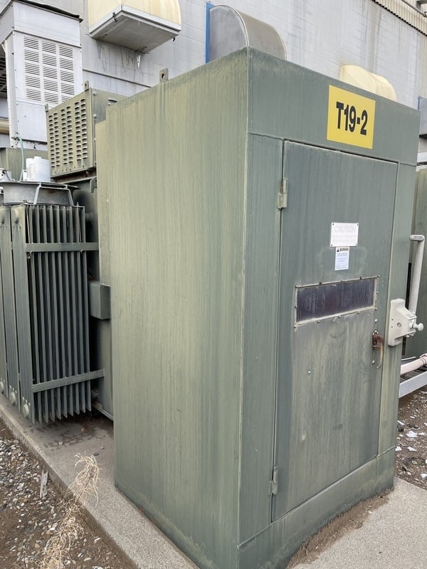 2000 KVA 13,800 Primary, 600Y/347 Secondary, Ferranti Packard, Pad Mount Transformer, oil filled, 3PH, 1987 - Image 1