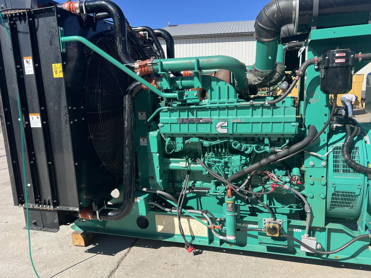 1000 KW Cummins #A052W997, diesel generator set, 277/480 Volts, 3 phase, QST30-G5-NR2 engine, EPA Tier 2 - Image 9
