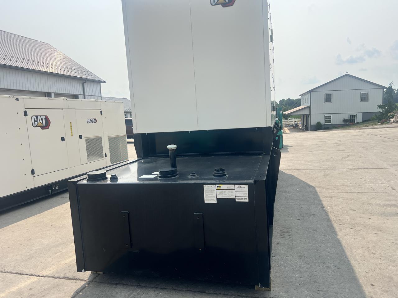 400 KW Caterpillar #D400, diesel generator set, 480 Volts, 1/3 phase, C13 engine, sound attenuated enclosure - Image 4