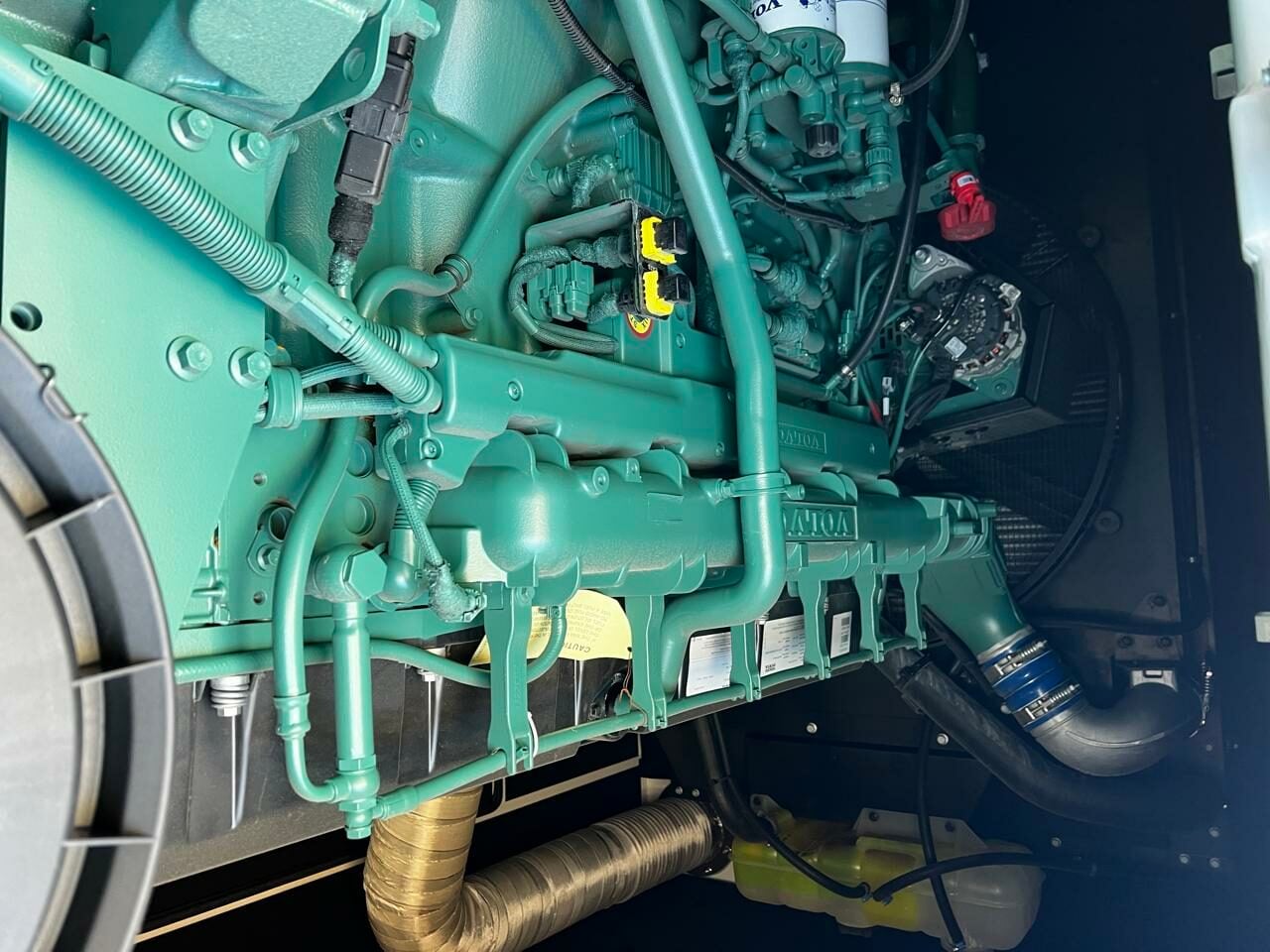 500 KW Stamford #HC1544C1, diesel generator set, 480 Volts, 1/3 phase, Volvo Penta TAD1651GE engine, EPA Tier - Image 8
