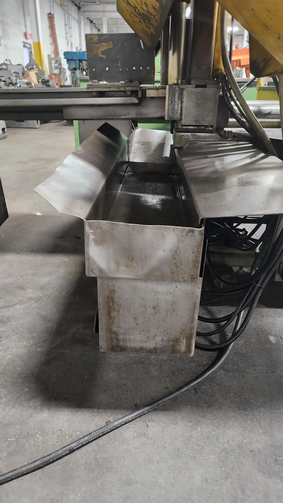 15" x 17" W.f. Wells #F-15, automatic horizontal band saw, 15" round capacity, 75-300 FPM, 1" x 173" blade - Image 10