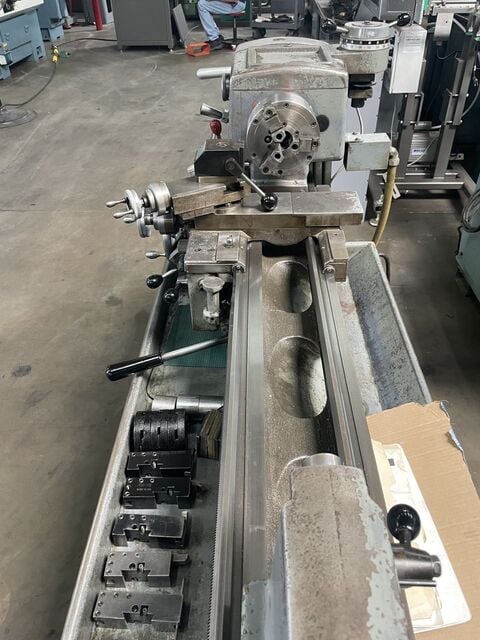 12" x 36" Clausing #5914, engine lathe, 8" swing over cross slide, 1-1/2" bore, 52-2000 RPM variable speed, 3 - Image 3