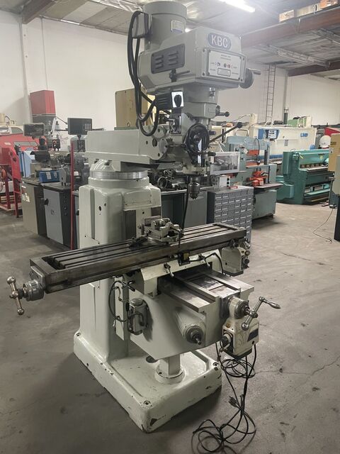 KBC Machinery #TUM-3VS, vertical milling machine, 10" x54" table, 32" X, 16" Y, 16" knee, 70-4200 RPM, R-8 - Image 3