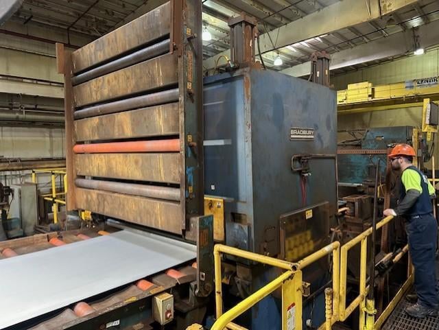 72" x .25" Bradbury, Pull-Thru Leveler, 11 roll, 4-Hi, 4" diameter x 96" face rolls, 65,000 PSI, 60" - Image 3