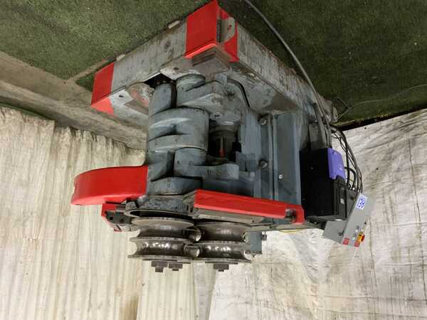 4" x 4" x 5/8" Buffalo #2, angle bending rolls, hydraulic roll adjustment, variable rolling speed drive - Image 1