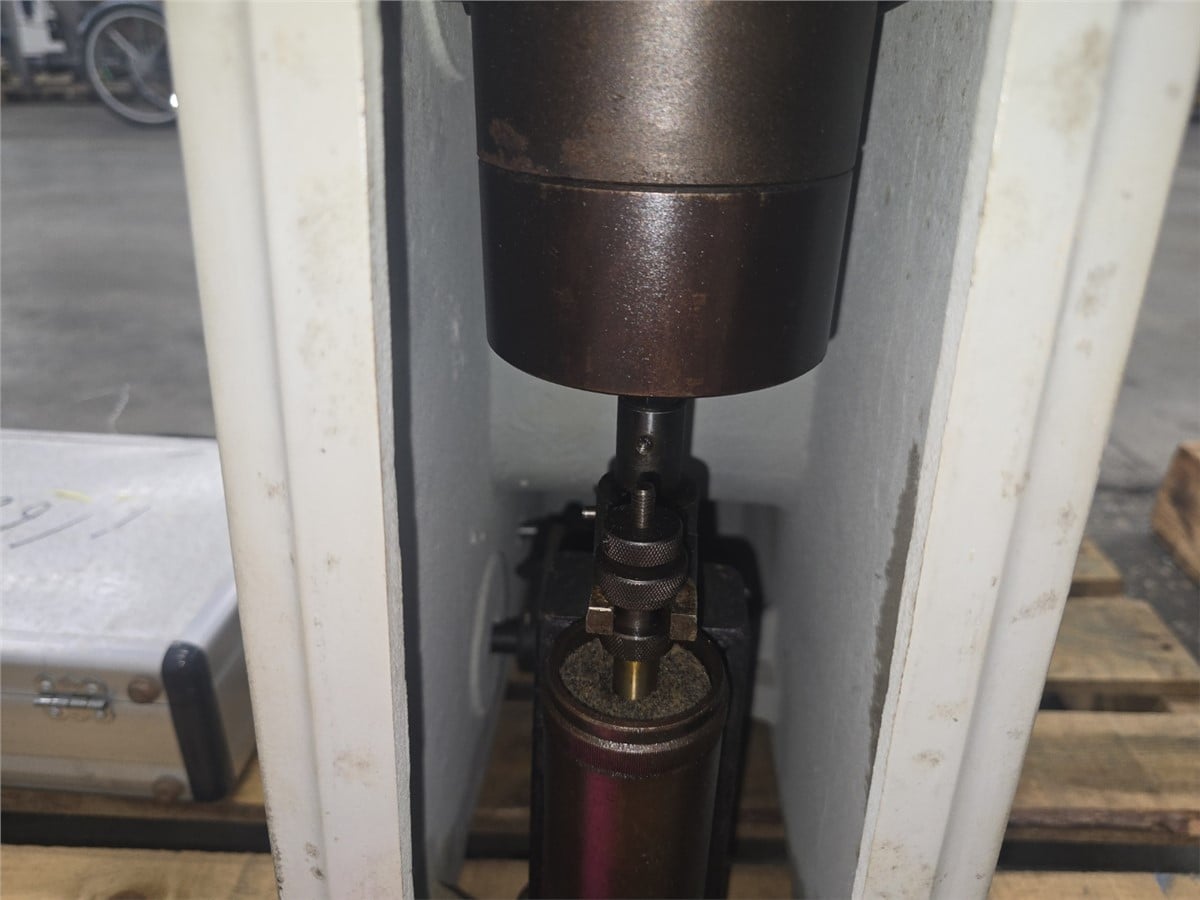 Rockwell #HR-150A, manual hardness tester, HRA/HRB/HRC scales, weight-loaded test force, analog dial - Image 5