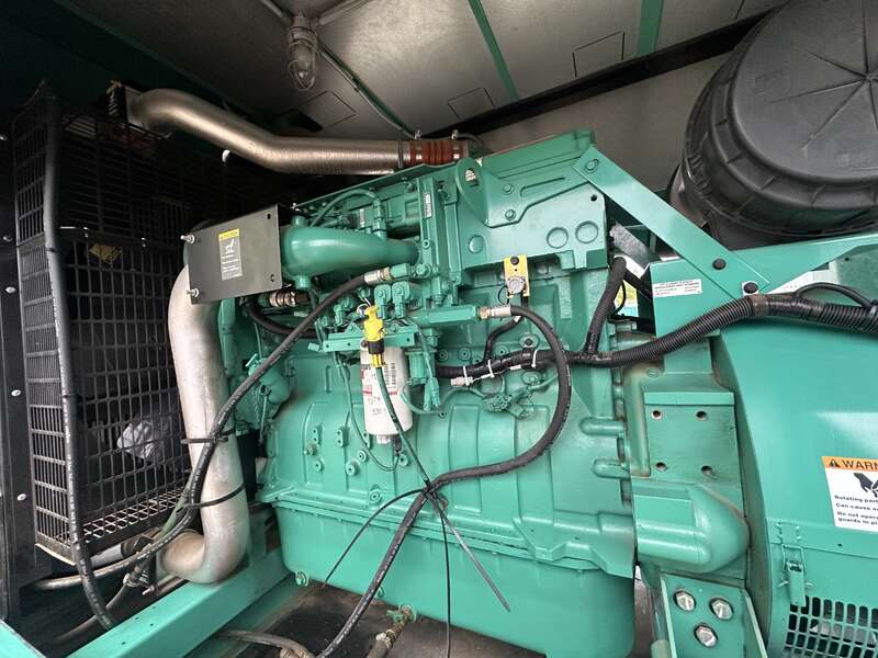 400 KW Cummins #DFEH, diesel generator set, 277/480 Volts, 755 HP @ 1800 RPM, QSX15-G9 NR2 engine, 410 hours - Image 7