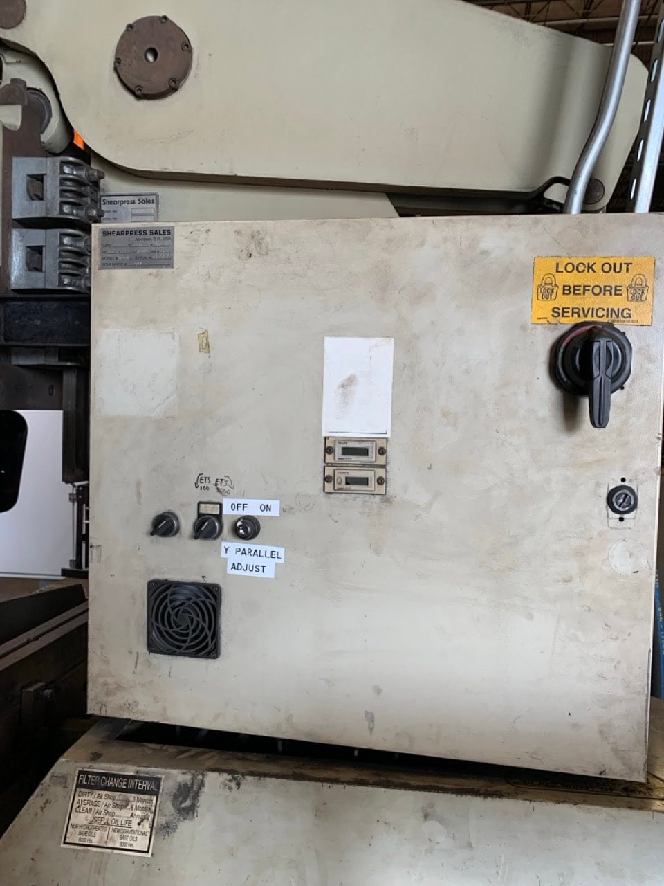 130 Ton, Accurpress #71308, hydraulic press brake, 8' overall, 10" throat, 24" X-Axis, 2-Axis backgauge, 800 - Image 8