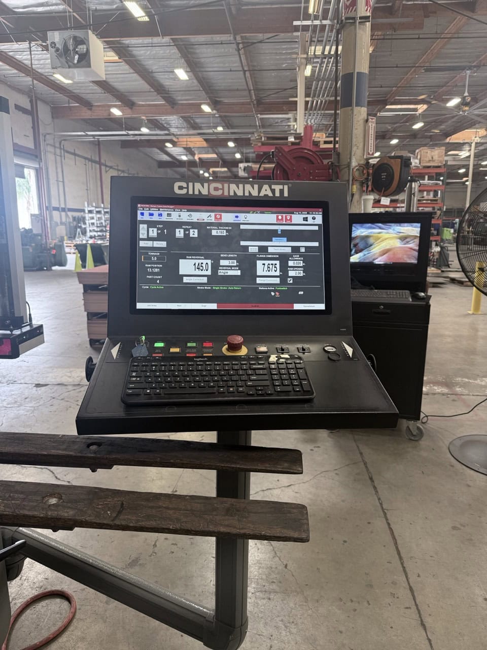 135 Ton, Cincinnati #135PF-10-Proform, CNC press brake, 12' overall, 6" stroke, 18" throat, 24" 5-Axis - Image 3