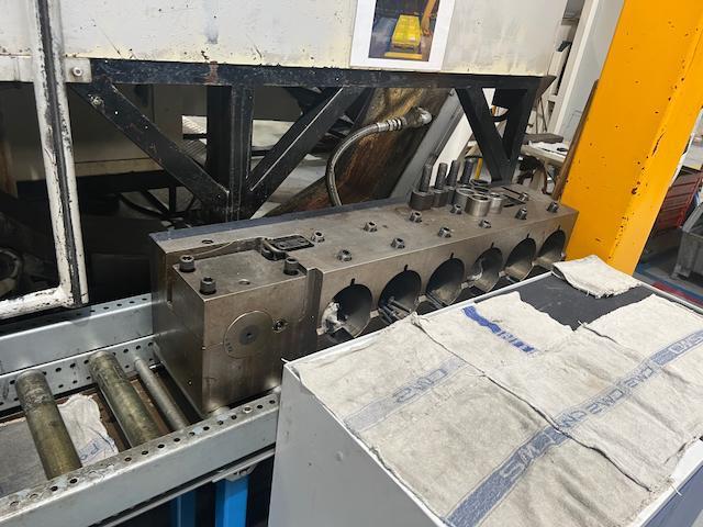 1.18" x 9.45" Chun Zu #CBP-206L, 6-Die Bolt Former, 430 ton forging load, 2.36" PKO stroke, 5.51" die pitch - Image 4