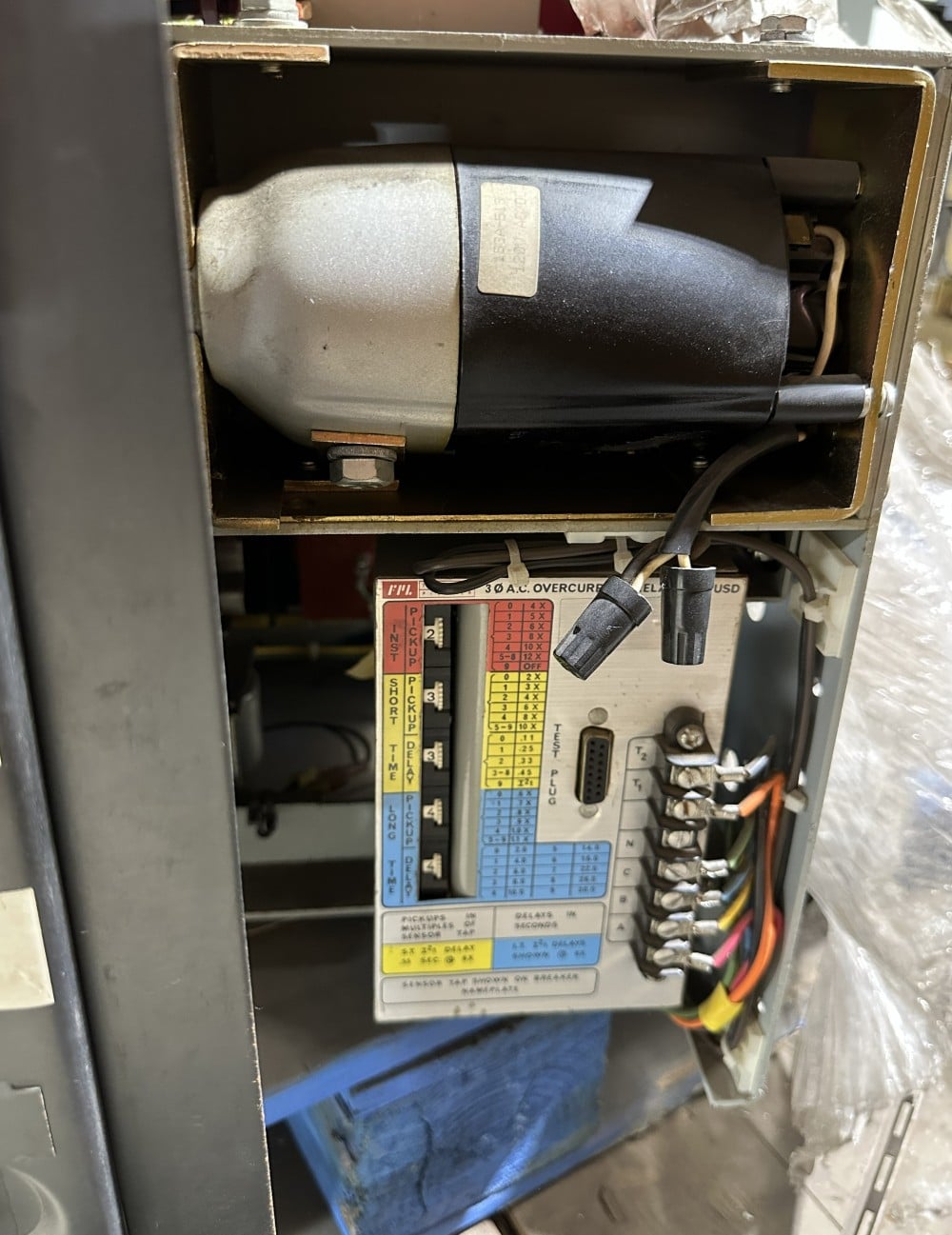 Federal Pioneer, 600A Frame, Draw-Out Circuit Breaker, 3-Pole, 600V, 3-Phase AC Overcurrent Relay Trip Unit - Image 1