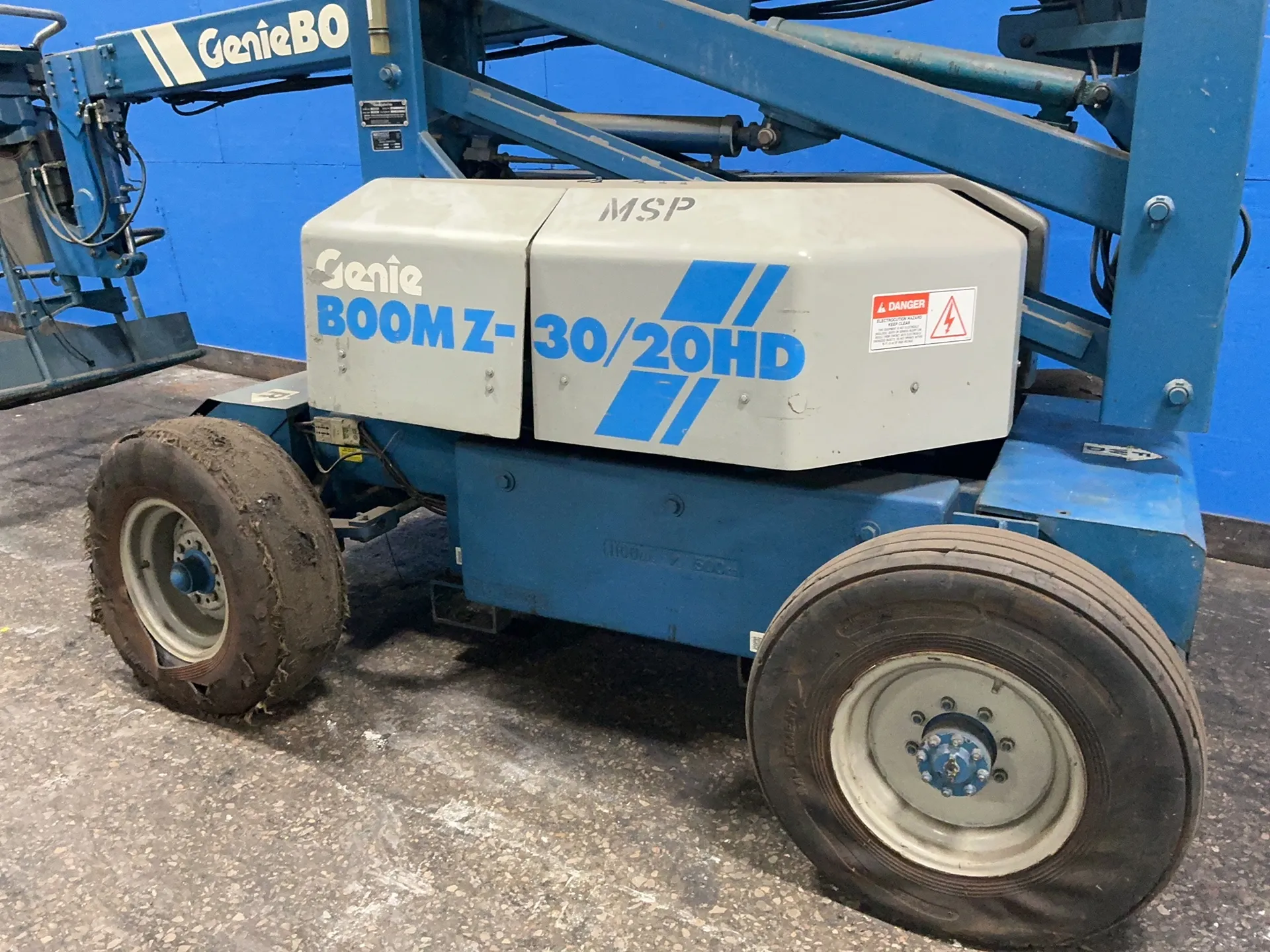500 lb. Genie Industries #Z-30/20-HD, boom lift, 31' platform height, foot switch - Image 5