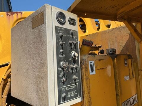 500 lb. Grove Manufacturing #AMZ-66, boom lift, 3500 PSI, gas, AS IS - Image 2