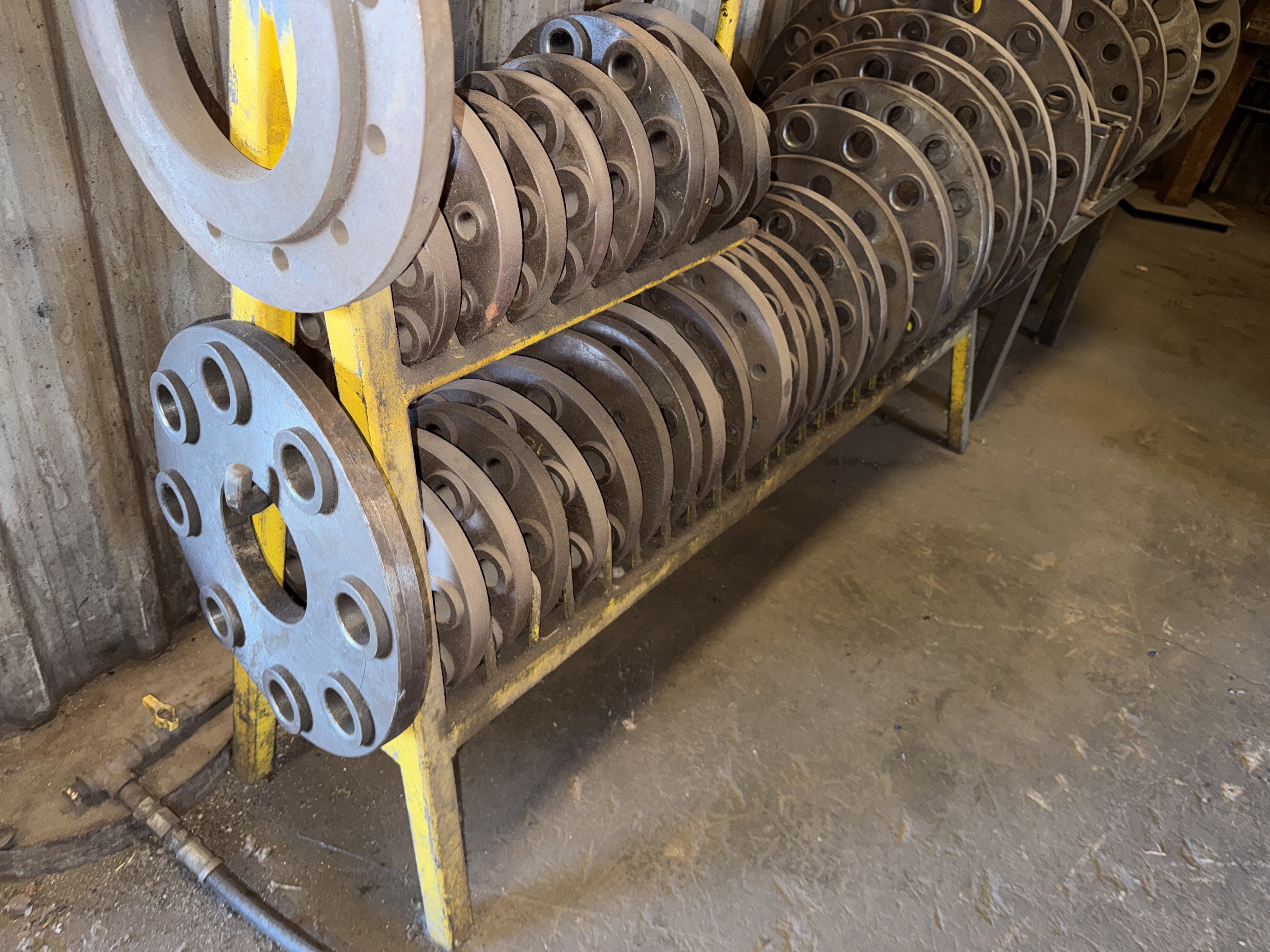 section of wellhead spacer flange racks w/ 25 - Image 2