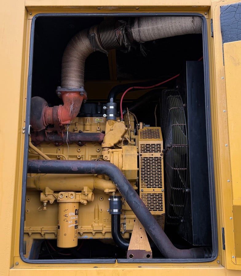 500 kw Caterpillar Diesel Generator - Image 4