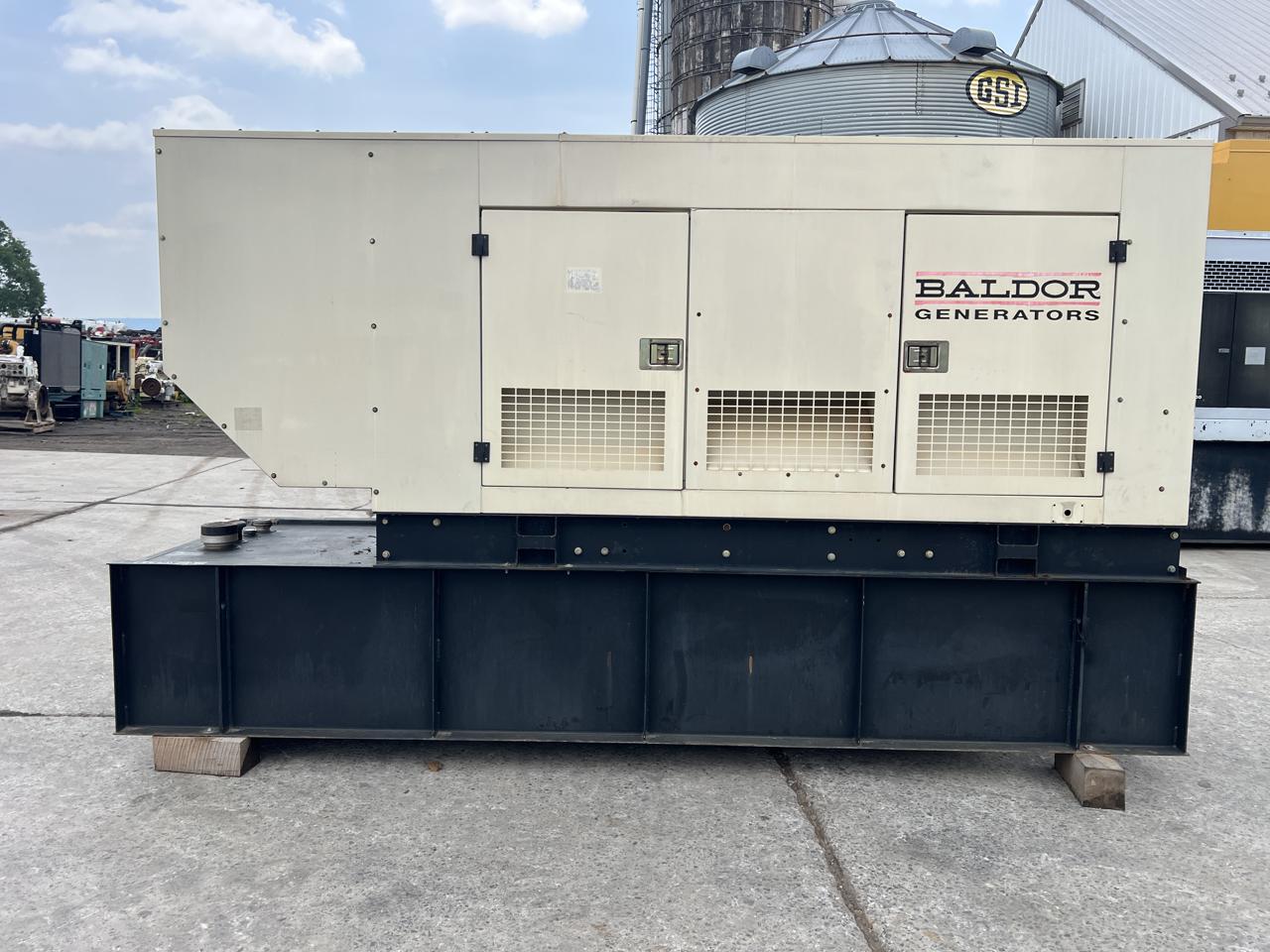 200 KW Baldor #IDLC200-3JD, diesel generator set, 120/208 Volts, John Deere 6068HF485 engine, sound - Image 1